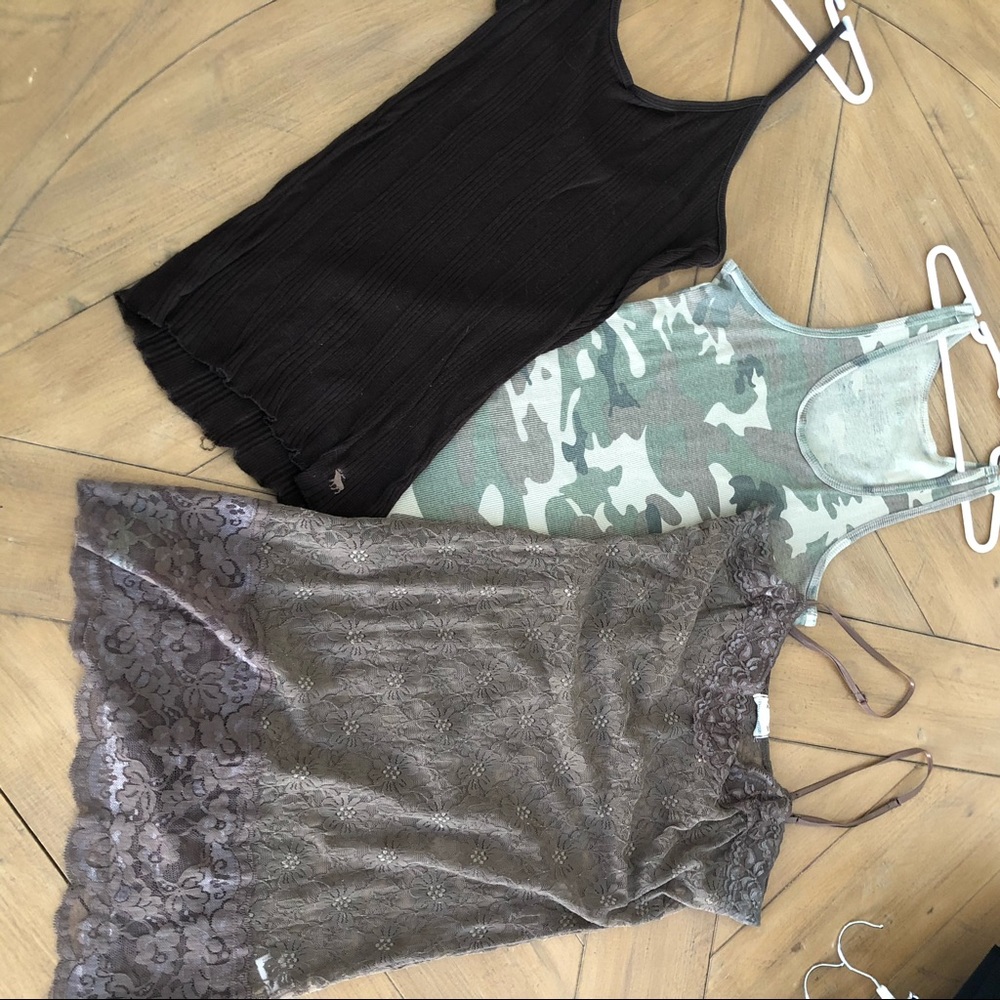 💚🤎Abercrombie tanks💚🤎